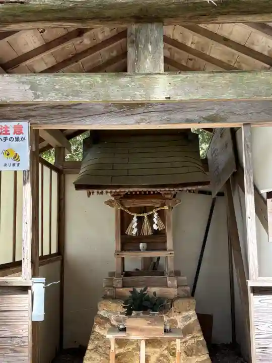 正法寺の{uncategorized: "未分類", other: "その他", undefined: "問題あり", building: "その他建物", grave: "お墓", sacred_gate: "鳥居", guardian: "狛犬", statue: "像", buddha: "仏像", history: "歴史", nature: "自然", garden: "庭園", animal: "動物", pagoda: "塔", temizu: "手水舎", mountain_gate: "山門・神門", sanctuary: "本殿・本堂", subordinate: "末社・摂社", art: "芸術", scenery: "景色", jizo: "地蔵", ema: "絵馬", goshuin: "御朱印", omikuji: "おみくじ", items: "授与品その他", amulet: "お守り", goshuincho: "御朱印帳", eats: "食事", festival: "お祭り", votive_dance: "神楽", shichigosan: "七五三参", wedding: "結婚式", experience: "体験その他", initially: "初詣", around: "周辺", anti_infection: "感染症対策"}