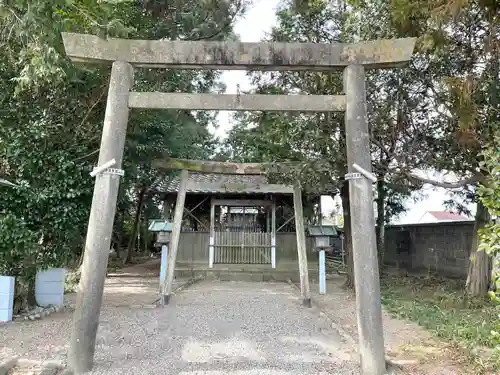 仲神社の鳥居