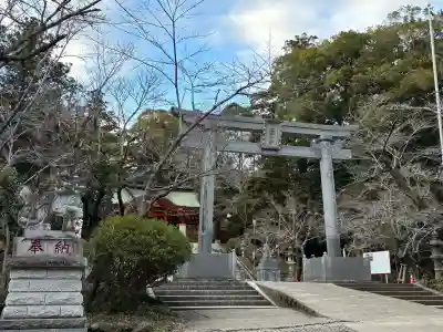 香取神宮の{uncategorized: "未分類", other: "その他", undefined: "問題あり", building: "その他建物", grave: "お墓", sacred_gate: "鳥居", guardian: "狛犬", statue: "像", buddha: "仏像", history: "歴史", nature: "自然", garden: "庭園", animal: "動物", pagoda: "塔", temizu: "手水舎", mountain_gate: "山門・神門", sanctuary: "本殿・本堂", subordinate: "末社・摂社", art: "芸術", scenery: "景色", jizo: "地蔵", ema: "絵馬", goshuin: "御朱印", omikuji: "おみくじ", items: "授与品その他", amulet: "お守り", goshuincho: "御朱印帳", eats: "食事", festival: "お祭り", votive_dance: "神楽", shichigosan: "七五三参", wedding: "結婚式", experience: "体験その他", initially: "初詣", around: "周辺", anti_infection: "感染症対策"}