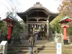 江島神社の本殿