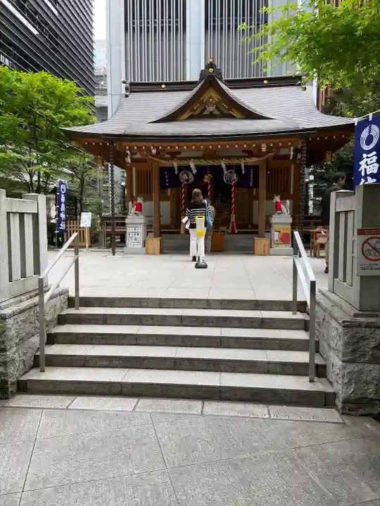 福徳神社(芽吹稲荷)の本殿・本堂
