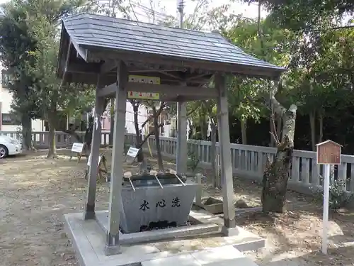 天白神社の手水舎