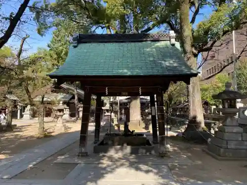 那古野神社の手水舎