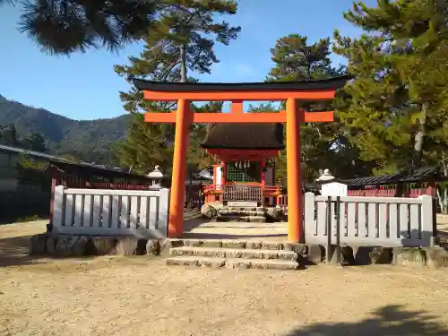 清盛神社の本殿