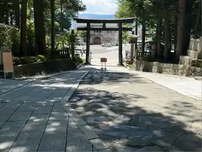 諏訪大社下社秋宮(長野県)