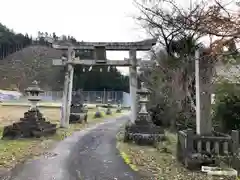 鶴ケ岡諏訪神社の鳥居