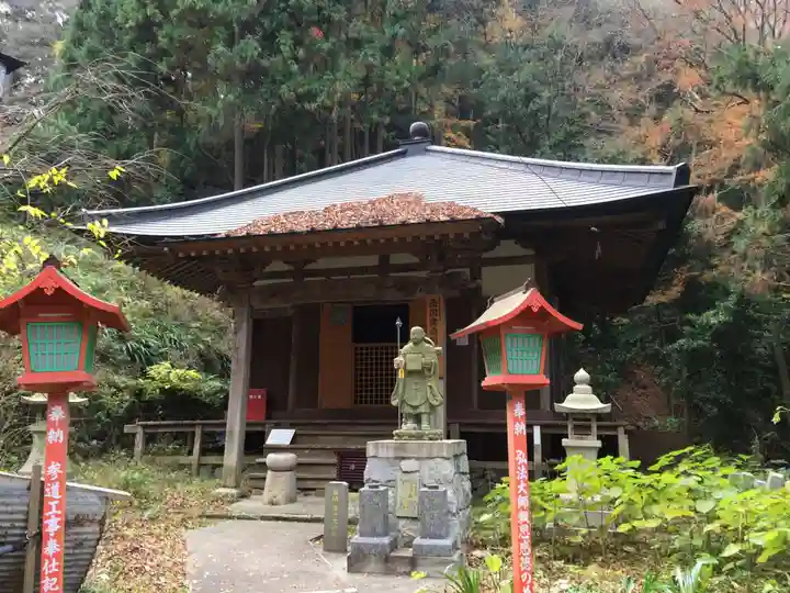 施福寺の本殿・本堂