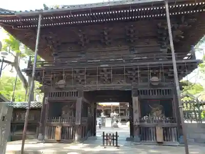 妙法寺の山門・神門