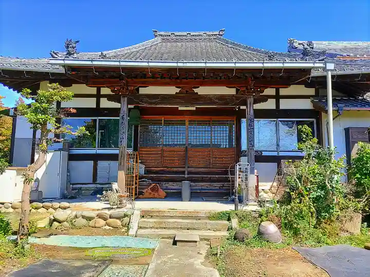 宝長寺の本殿・本堂