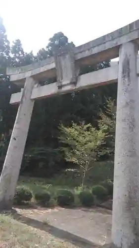 八幡神社の鳥居