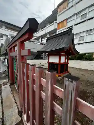 采女神社の{uncategorized: "未分類", other: "その他", undefined: "問題あり", building: "その他建物", grave: "お墓", sacred_gate: "鳥居", guardian: "狛犬", statue: "像", buddha: "仏像", history: "歴史", nature: "自然", garden: "庭園", animal: "動物", pagoda: "塔", temizu: "手水舎", mountain_gate: "山門・神門", sanctuary: "本殿・本堂", subordinate: "末社・摂社", art: "芸術", scenery: "景色", jizo: "地蔵", ema: "絵馬", goshuin: "御朱印", omikuji: "おみくじ", items: "授与品その他", amulet: "お守り", goshuincho: "御朱印帳", eats: "食事", festival: "お祭り", votive_dance: "神楽", shichigosan: "七五三参", wedding: "結婚式", experience: "体験その他", initially: "初詣", around: "周辺", anti_infection: "感染症対策"}