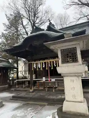 八剣神社の{uncategorized: "未分類", other: "その他", undefined: "問題あり", building: "その他建物", grave: "お墓", sacred_gate: "鳥居", guardian: "狛犬", statue: "像", buddha: "仏像", history: "歴史", nature: "自然", garden: "庭園", animal: "動物", pagoda: "塔", temizu: "手水舎", mountain_gate: "山門・神門", sanctuary: "本殿・本堂", subordinate: "末社・摂社", art: "芸術", scenery: "景色", jizo: "地蔵", ema: "絵馬", goshuin: "御朱印", omikuji: "おみくじ", items: "授与品その他", amulet: "お守り", goshuincho: "御朱印帳", eats: "食事", festival: "お祭り", votive_dance: "神楽", shichigosan: "七五三参", wedding: "結婚式", experience: "体験その他", initially: "初詣", around: "周辺", anti_infection: "感染症対策"}
