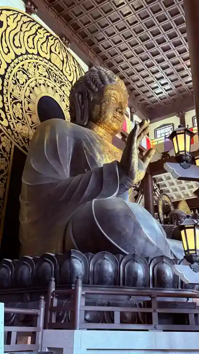 清大寺(越前大仏)の{uncategorized: "未分類", other: "その他", undefined: "問題あり", building: "その他建物", grave: "お墓", sacred_gate: "鳥居", guardian: "狛犬", statue: "像", buddha: "仏像", history: "歴史", nature: "自然", garden: "庭園", animal: "動物", pagoda: "塔", temizu: "手水舎", mountain_gate: "山門・神門", sanctuary: "本殿・本堂", subordinate: "末社・摂社", art: "芸術", scenery: "景色", jizo: "地蔵", ema: "絵馬", goshuin: "御朱印", omikuji: "おみくじ", items: "授与品その他", amulet: "お守り", goshuincho: "御朱印帳", eats: "食事", festival: "お祭り", votive_dance: "神楽", shichigosan: "七五三参", wedding: "結婚式", experience: "体験その他", initially: "初詣", around: "周辺", anti_infection: "感染症対策"}