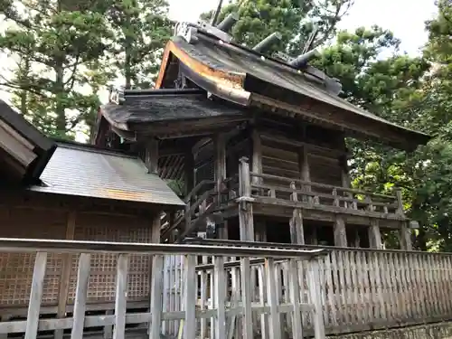 須佐神社の本殿