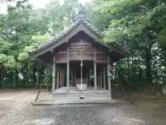 神明社の本殿