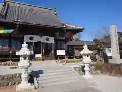 埼玉厄除け開運大師・龍泉寺（切り絵御朱印発祥の寺）の本殿