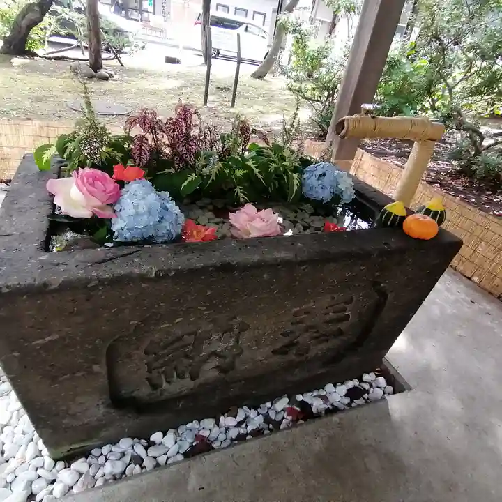 北広島市総鎮守 廣島神社の手水舎