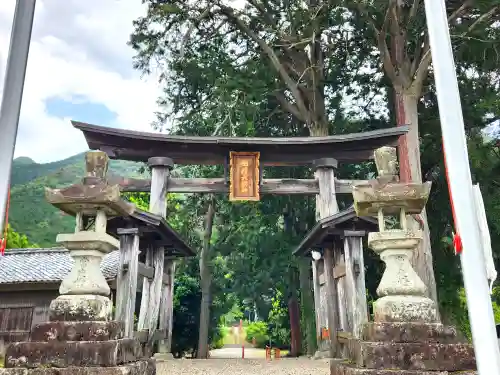 稲荷神社の鳥居