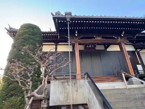 法然寺の本殿・本堂