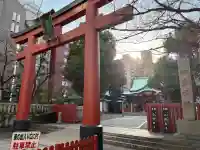 御霊神社の{uncategorized: "未分類", other: "その他", undefined: "問題あり", building: "その他建物", grave: "お墓", sacred_gate: "鳥居", guardian: "狛犬", statue: "像", buddha: "仏像", history: "歴史", nature: "自然", garden: "庭園", animal: "動物", pagoda: "塔", temizu: "手水舎", mountain_gate: "山門・神門", sanctuary: "本殿・本堂", subordinate: "末社・摂社", art: "芸術", scenery: "景色", jizo: "地蔵", ema: "絵馬", goshuin: "御朱印", omikuji: "おみくじ", items: "授与品その他", amulet: "お守り", goshuincho: "御朱印帳", eats: "食事", festival: "お祭り", votive_dance: "神楽", shichigosan: "七五三参", wedding: "結婚式", experience: "体験その他", initially: "初詣", around: "周辺", anti_infection: "感染症対策"}