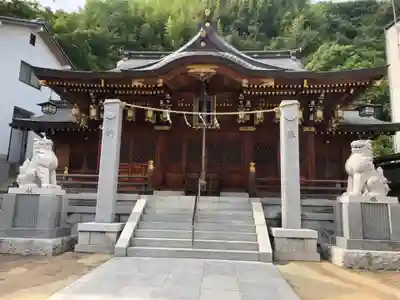 真浦神社の本殿・本堂