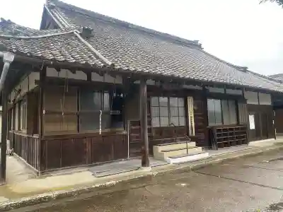 蔵国寺の{uncategorized: "未分類", other: "その他", undefined: "問題あり", building: "その他建物", grave: "お墓", sacred_gate: "鳥居", guardian: "狛犬", statue: "像", buddha: "仏像", history: "歴史", nature: "自然", garden: "庭園", animal: "動物", pagoda: "塔", temizu: "手水舎", mountain_gate: "山門・神門", sanctuary: "本殿・本堂", subordinate: "末社・摂社", art: "芸術", scenery: "景色", jizo: "地蔵", ema: "絵馬", goshuin: "御朱印", omikuji: "おみくじ", items: "授与品その他", amulet: "お守り", goshuincho: "御朱印帳", eats: "食事", festival: "お祭り", votive_dance: "神楽", shichigosan: "七五三参", wedding: "結婚式", experience: "体験その他", initially: "初詣", around: "周辺", anti_infection: "感染症対策"}