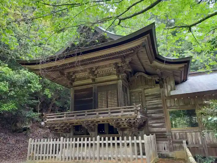 賀野神社の本殿・本堂