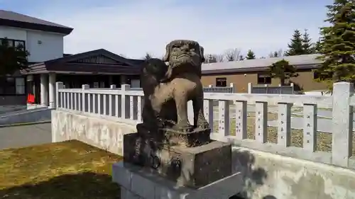 美瑛神社の狛犬