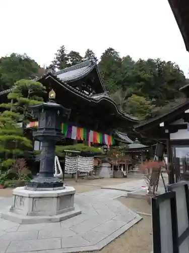 岡寺（龍蓋寺）の本殿・本堂