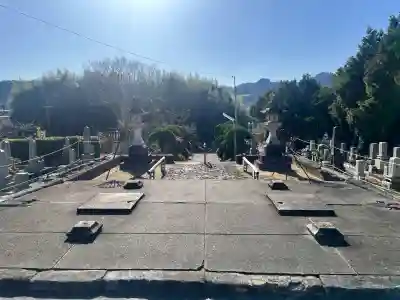 泉養寺の{uncategorized: "未分類", other: "その他", undefined: "問題あり", building: "その他建物", grave: "お墓", sacred_gate: "鳥居", guardian: "狛犬", statue: "像", buddha: "仏像", history: "歴史", nature: "自然", garden: "庭園", animal: "動物", pagoda: "塔", temizu: "手水舎", mountain_gate: "山門・神門", sanctuary: "本殿・本堂", subordinate: "末社・摂社", art: "芸術", scenery: "景色", jizo: "地蔵", ema: "絵馬", goshuin: "御朱印", omikuji: "おみくじ", items: "授与品その他", amulet: "お守り", goshuincho: "御朱印帳", eats: "食事", festival: "お祭り", votive_dance: "神楽", shichigosan: "七五三参", wedding: "結婚式", experience: "体験その他", initially: "初詣", around: "周辺", anti_infection: "感染症対策"}