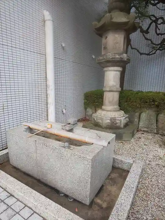 佐佳枝廼社の手水舎