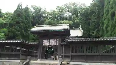 鶴嶺神社の山門・神門