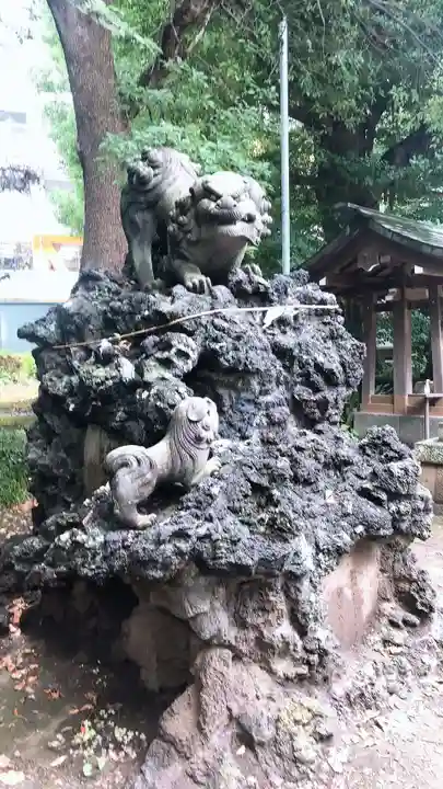 前原御嶽神社の狛犬