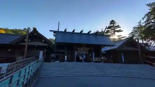 北海道神宮の山門・神門