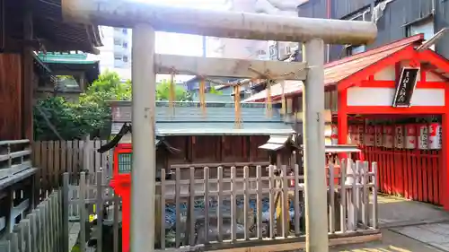 富士浅間神社の末社