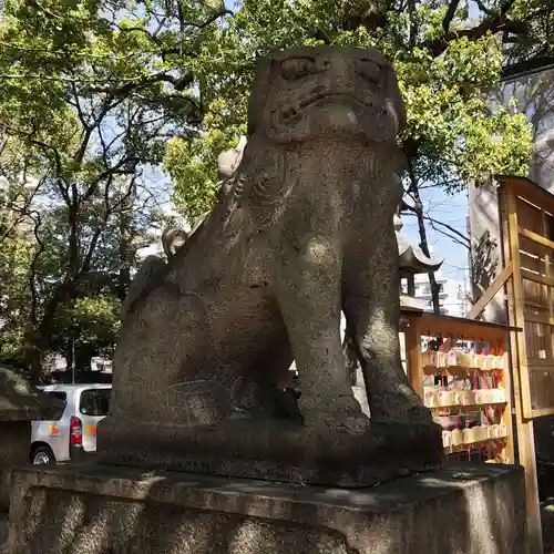 闇之森八幡社の狛犬