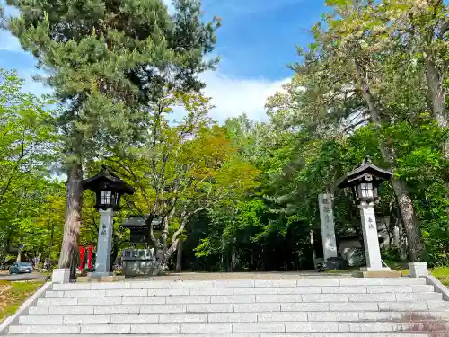 鷹栖神社の庭園