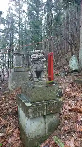 八幡神社の狛犬
