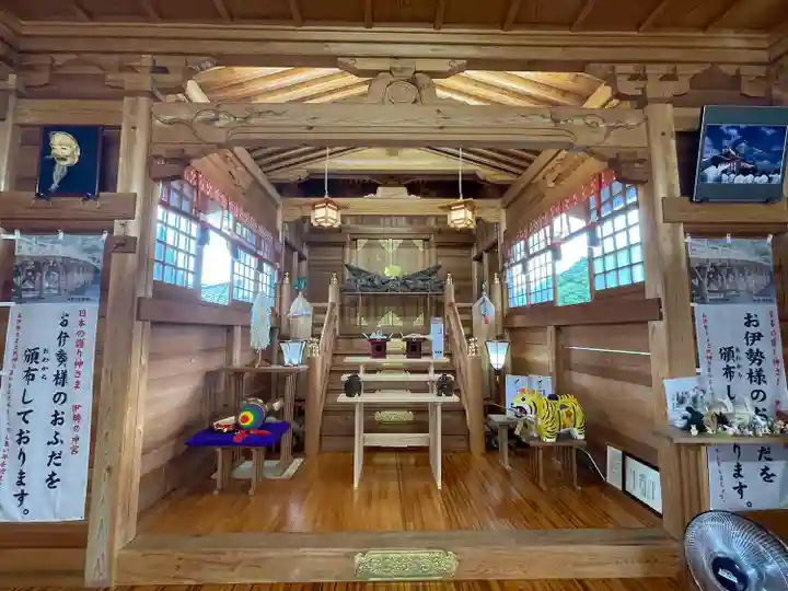 光兎神社の本殿・本堂