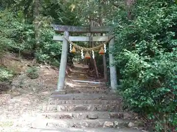 関山神社奥宮の鳥居