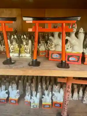 瘡護稲荷大明神の{uncategorized: "未分類", other: "その他", undefined: "問題あり", building: "その他建物", grave: "お墓", sacred_gate: "鳥居", guardian: "狛犬", statue: "像", buddha: "仏像", history: "歴史", nature: "自然", garden: "庭園", animal: "動物", pagoda: "塔", temizu: "手水舎", mountain_gate: "山門・神門", sanctuary: "本殿・本堂", subordinate: "末社・摂社", art: "芸術", scenery: "景色", jizo: "地蔵", ema: "絵馬", goshuin: "御朱印", omikuji: "おみくじ", items: "授与品その他", amulet: "お守り", goshuincho: "御朱印帳", eats: "食事", festival: "お祭り", votive_dance: "神楽", shichigosan: "七五三参", wedding: "結婚式", experience: "体験その他", initially: "初詣", around: "周辺", anti_infection: "感染症対策"}