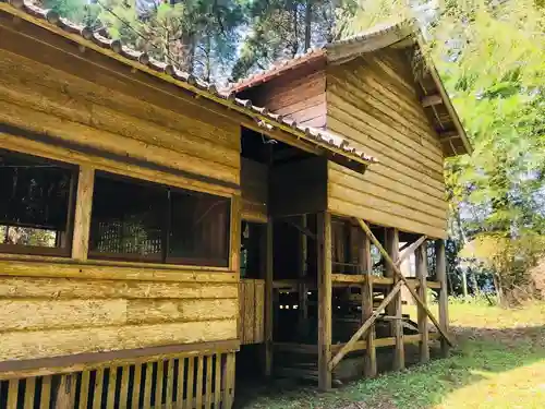 南神社の本殿・本堂