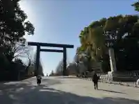 靖國神社の{uncategorized: "未分類", other: "その他", undefined: "問題あり", building: "その他建物", grave: "お墓", sacred_gate: "鳥居", guardian: "狛犬", statue: "像", buddha: "仏像", history: "歴史", nature: "自然", garden: "庭園", animal: "動物", pagoda: "塔", temizu: "手水舎", mountain_gate: "山門・神門", sanctuary: "本殿・本堂", subordinate: "末社・摂社", art: "芸術", scenery: "景色", jizo: "地蔵", ema: "絵馬", goshuin: "御朱印", omikuji: "おみくじ", items: "授与品その他", amulet: "お守り", goshuincho: "御朱印帳", eats: "食事", festival: "お祭り", votive_dance: "神楽", shichigosan: "七五三参", wedding: "結婚式", experience: "体験その他", initially: "初詣", around: "周辺", anti_infection: "感染症対策"}