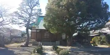 一華院大蓮寺の本殿・本堂