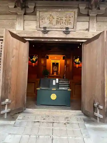 播州清水寺の{uncategorized: "未分類", other: "その他", undefined: "問題あり", building: "その他建物", grave: "お墓", sacred_gate: "鳥居", guardian: "狛犬", statue: "像", buddha: "仏像", history: "歴史", nature: "自然", garden: "庭園", animal: "動物", pagoda: "塔", temizu: "手水舎", mountain_gate: "山門・神門", sanctuary: "本殿・本堂", subordinate: "末社・摂社", art: "芸術", scenery: "景色", jizo: "地蔵", ema: "絵馬", goshuin: "御朱印", omikuji: "おみくじ", items: "授与品その他", amulet: "お守り", goshuincho: "御朱印帳", eats: "食事", festival: "お祭り", votive_dance: "神楽", shichigosan: "七五三参", wedding: "結婚式", experience: "体験その他", initially: "初詣", around: "周辺", anti_infection: "感染症対策"}