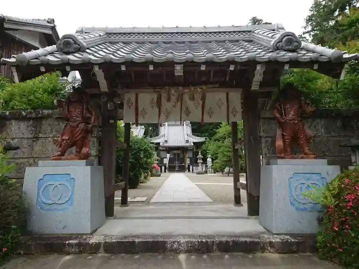 神王寺の山門・神門