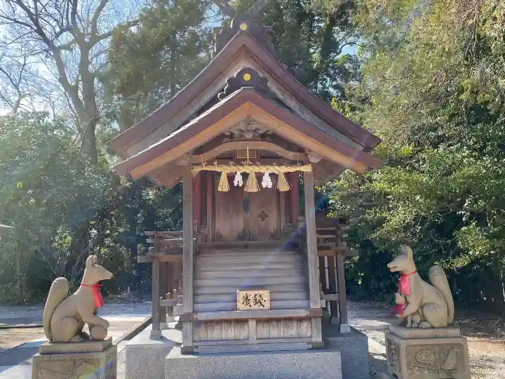 福徳稲荷神社の{uncategorized: "未分類", other: "その他", undefined: "問題あり", building: "その他建物", grave: "お墓", sacred_gate: "鳥居", guardian: "狛犬", statue: "像", buddha: "仏像", history: "歴史", nature: "自然", garden: "庭園", animal: "動物", pagoda: "塔", temizu: "手水舎", mountain_gate: "山門・神門", sanctuary: "本殿・本堂", subordinate: "末社・摂社", art: "芸術", scenery: "景色", jizo: "地蔵", ema: "絵馬", goshuin: "御朱印", omikuji: "おみくじ", items: "授与品その他", amulet: "お守り", goshuincho: "御朱印帳", eats: "食事", festival: "お祭り", votive_dance: "神楽", shichigosan: "七五三参", wedding: "結婚式", experience: "体験その他", initially: "初詣", around: "周辺", anti_infection: "感染症対策"}
