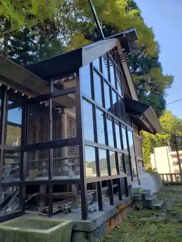 宇奈月神社の本殿