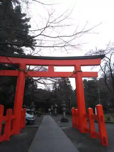 諏訪神社の鳥居