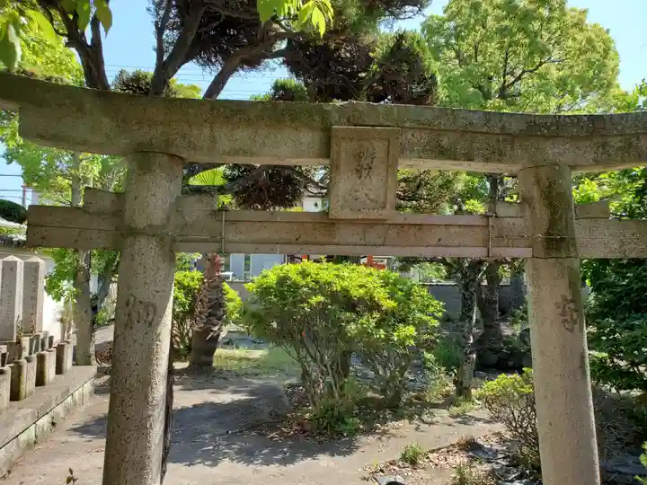 蓮花寺の末社・摂社